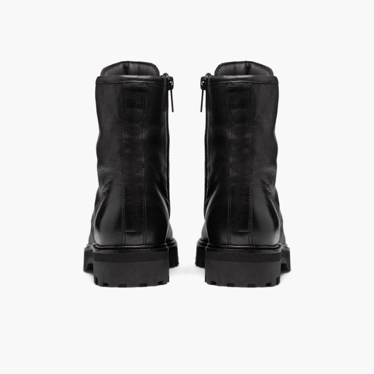 Combat | Black